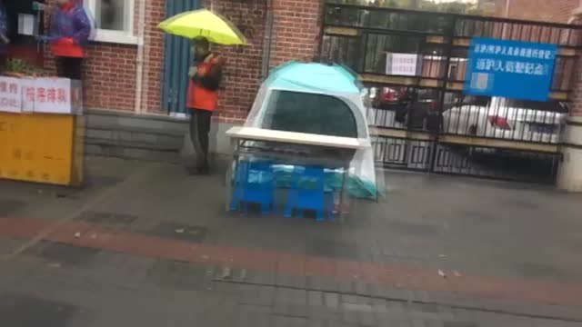 Los porteros de finca, figura clave en la contención del coronavirus