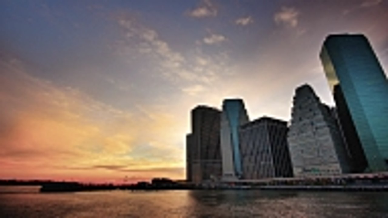 Luxury Apartments Remain Unoccupied in New York