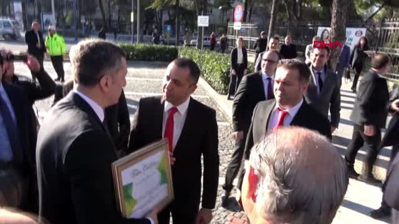 Muğla bakan selçuk, muğla'nın 'demirel'i mustafa aksan'ın cenaze törenine katıldı