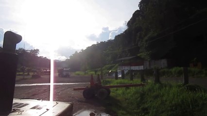 Bongkar Muat Kayu Alam Dari Truck FAW FD 420 TH Menggunakan Caterpillar 980G Log Forks