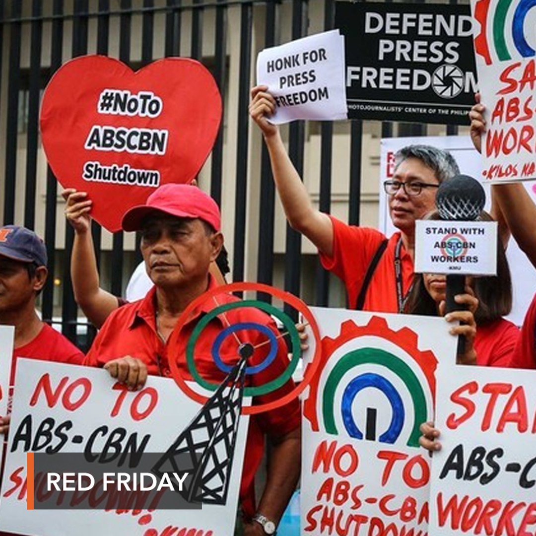 ⁣'Show of love for democracy': Groups hold Red Friday protest to support ABS-CBN