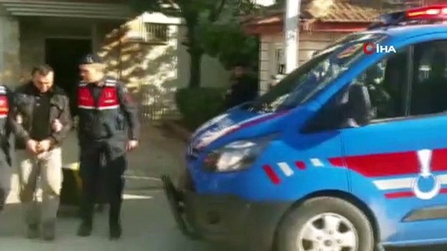 Bursa'da 2 buçuk milyon dolandıran şüpheliler çıkarıldığı mahkemede tutuklandı