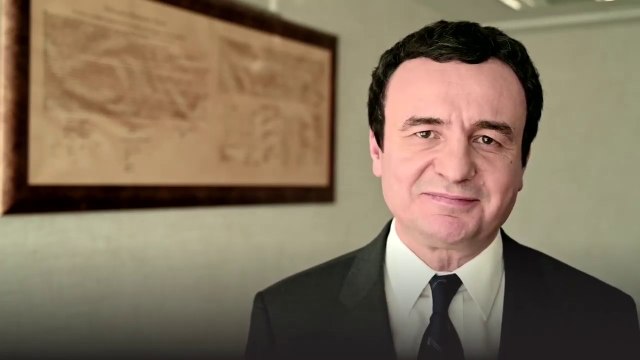Report TV - Kryeministri Albin Kurti uron qytetarët e Kosovës për 12 vjetorin e Republikës