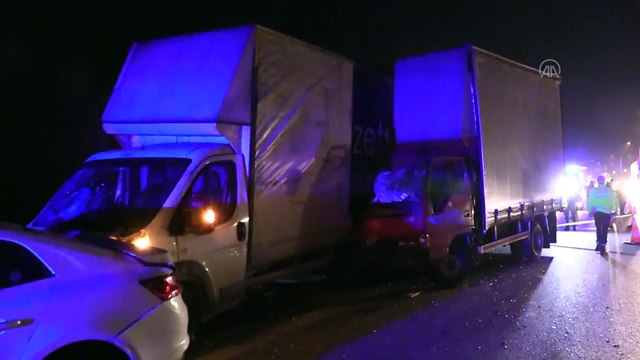 Lastiği patlayan araca yardım edenlere kamyonet çarptı: 1 ölü, 4 yaralı - BURSA