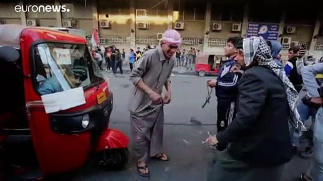 العراق ينتفض: استمرار الصدامات بين المتظاهرين وقوات الأمن العراقية وسط بغداد
