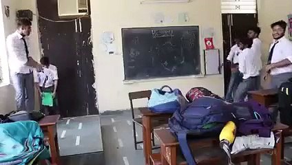 Wo school ke din hi mast the☺