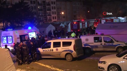 Çadır kentte yangın çıktı, 8 kişi dumandan etkilendi