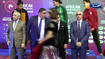 نهاية عهد توزيع الريع يشدد القبضة الحديدية بين الوزارة الوصية ورؤساء الأندية