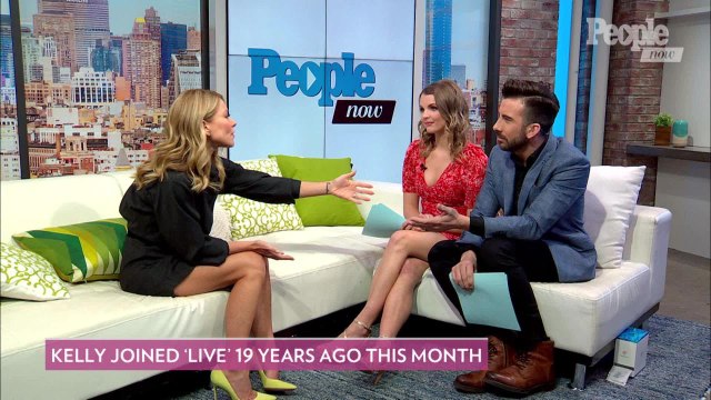 Kelly Ripa Shares How She Handles Inaccurate Stories About Her: 'I Scream Into the Pillow'