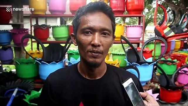 Indonesian vendor reduces landfill waste by converting used tyres into useful everyday products