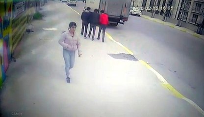 Ekmek almaya evden çıkan 15 yaşındaki kızdan haber alınamıyor