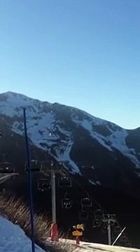 Livraison de neige par hélicoptère à Luchon-Superbagnères