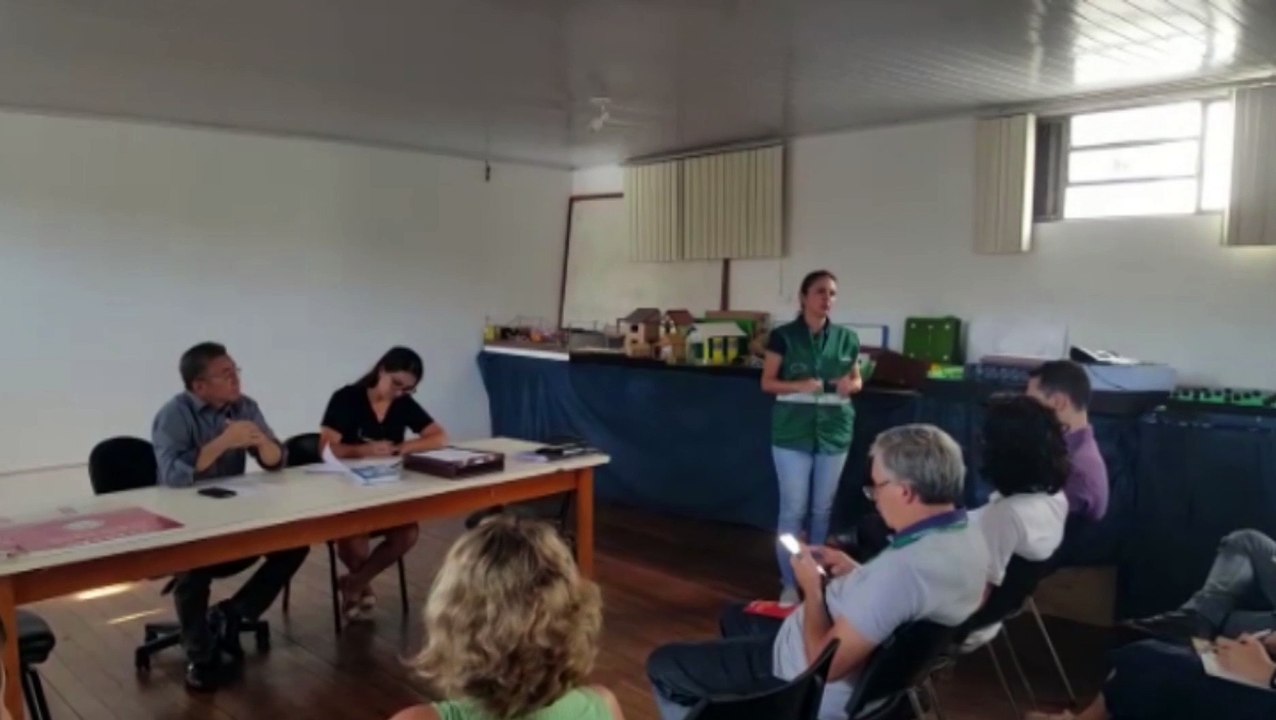 Secretaria de Saúde discute estratégias para combater o mosquito da dengue