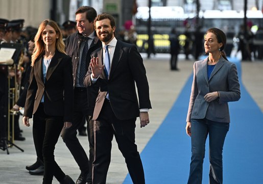 Federico a las 7: Casado no puede pactar nada de la Justicia con Sánchez