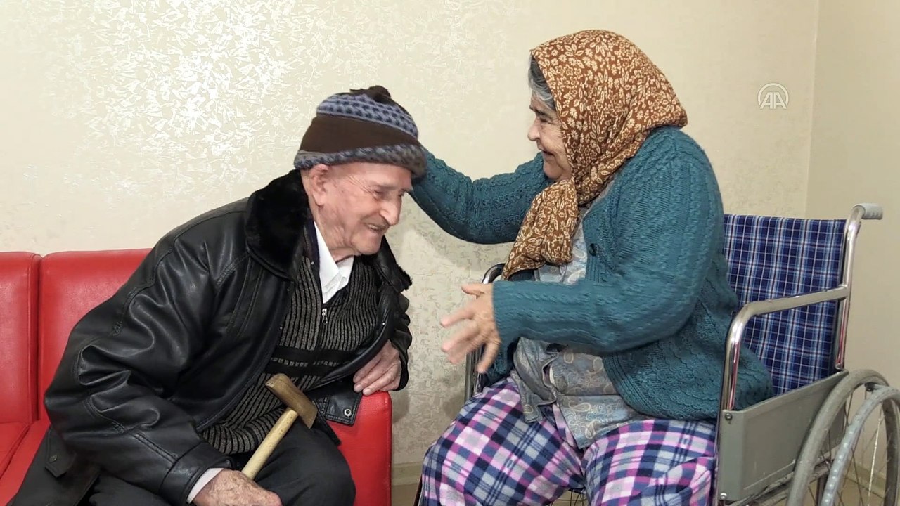 Huzurevinde bir 'unutulmaz' sevda (2) - İZMİR