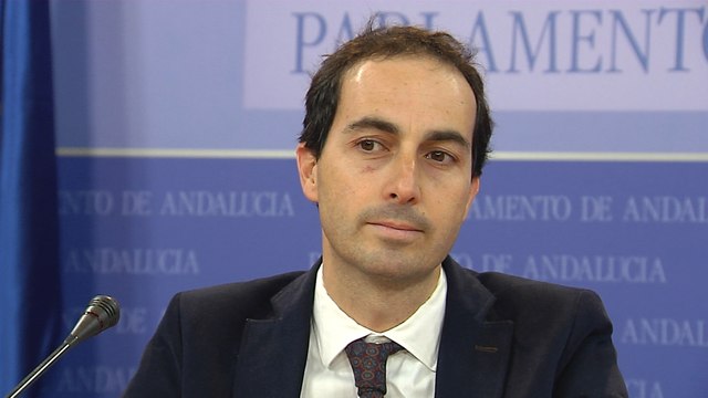 El portavoz de Educación, comenta positivamente el nuevo modelo educativo y critica al PSOE.