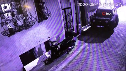 Ünlü profesörün eşi hırsızı böyle etkisiz hale getirdi