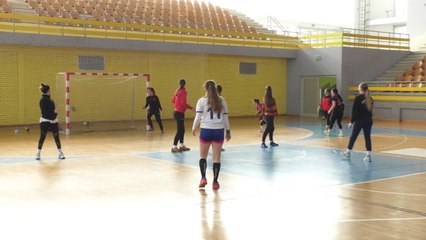 Hendbollistet e Shqiponjës të përgatitura për të treguar më të mirën në fushë-Lajme