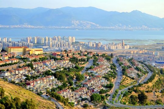 Tunç Soyer: Çiğli tramvayı projesi için Ulaştırma Bakanı ve AK Partili Hamza Dağ'a teşekkür ederim