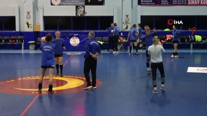 Kastamonu Belediyespor, 4 kupa için yoluna devam ediyor