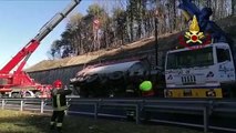 Varese – Camion si ribalta su A26 tra Sesto Calende e Vergiate, ferito conducente (18.02.20)