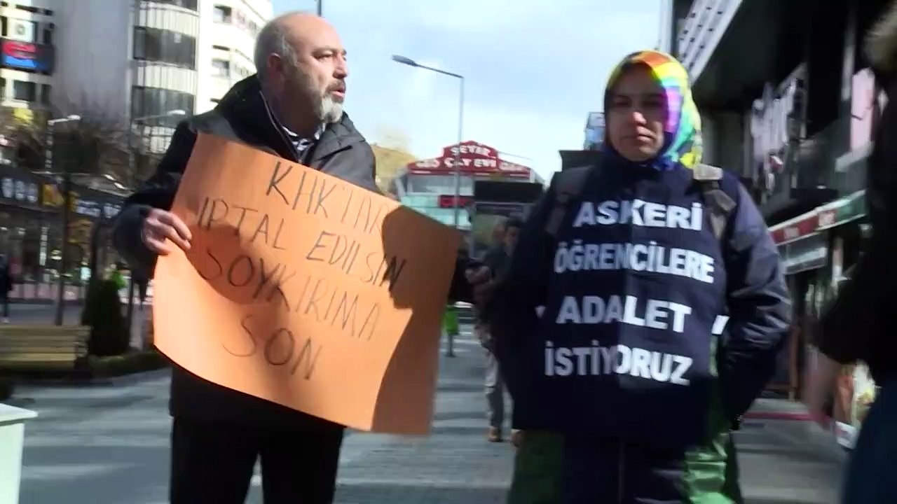 أم تركية تناضل من أجل حرية ابنها المحكوم بالسجن المؤبد