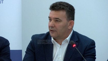 “Taksa ndaloi ndarjen e Kosovës”/ Vuçiç: Vendosur me përkrahjen e një vendi të fuqishëm perëndimor