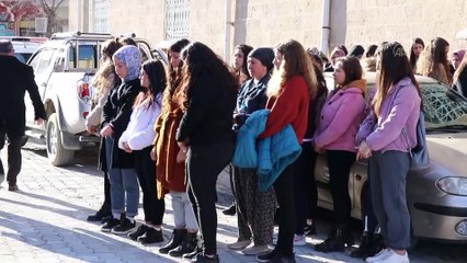 Kansere yenik düşen liseli İrem'e duygusal veda - BURDUR