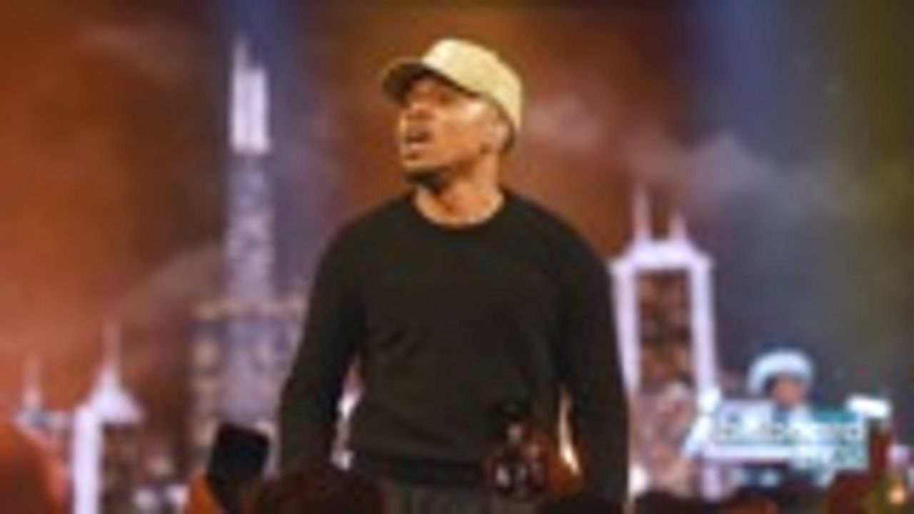 Chance the Rapper Pays Tribute to Kobe Bryant at 2020 NBA All-Star Game Halftime Show | Billboard News