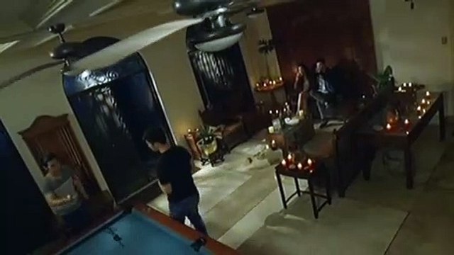 Rich, niyaya ang kanyang mga kaibigan na subukan ang bawal na gamot