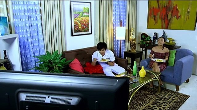 Pinang, ibinalita kay nanay Marcy at sa kanyang mga kaibigan na boyfriend na niya si Phil