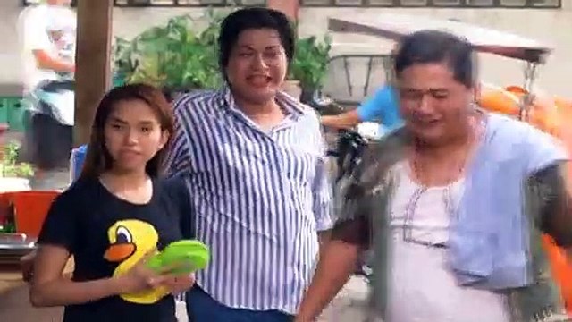 Funky, hinamon ng kanyang mga kapitbahay sa rap