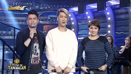 Sino ang nag-uwi ng golden microphone?