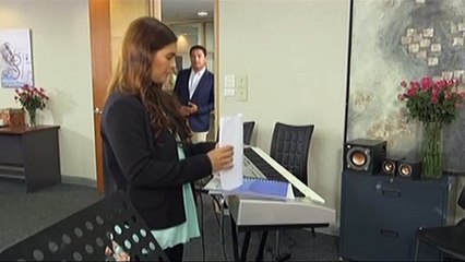 Mike, ipinarinig ang kanyang komposisyon kay Cathy