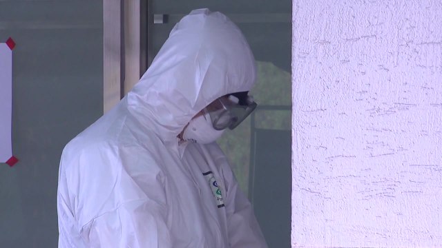 '자가격리 중 가족 식사' 15번 환자 법적 대응 검토 / YTN