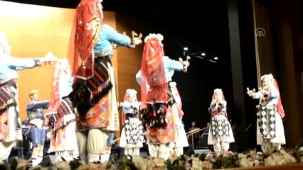 Bursa'da "Şarkılarımız Türkülerimiz" konseri ilgi gördü