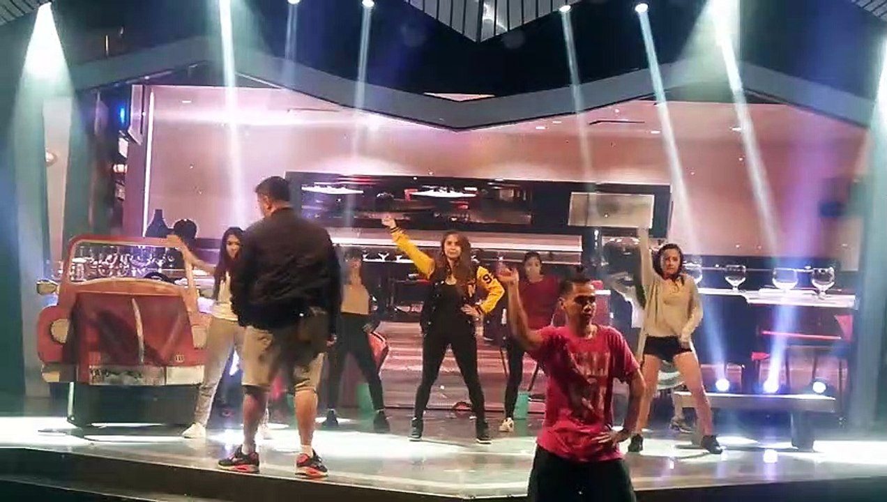 Sexy Carwash dance rehearsals nina Jessy, Aiko at Sunshine, silipin!
