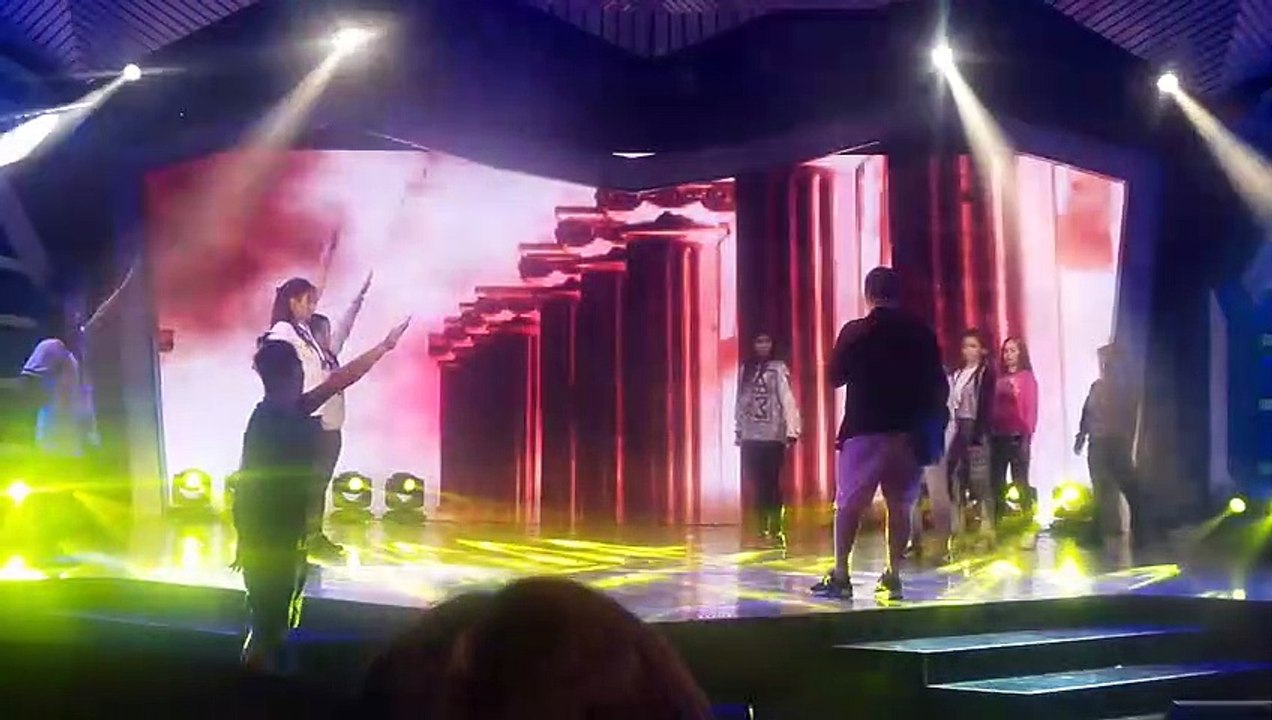 Gladiator dance rehearsals, silipin!