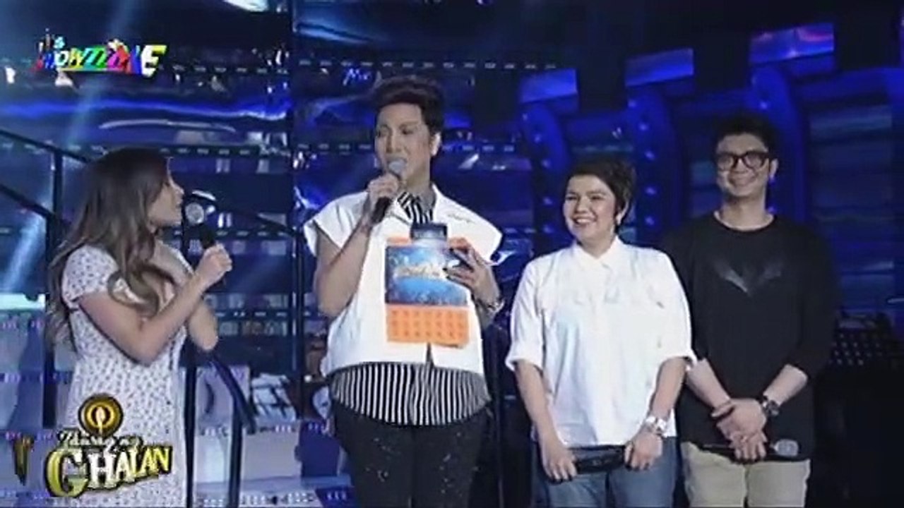 Hazelyn kapit na kapit pa rin sa golden microphone