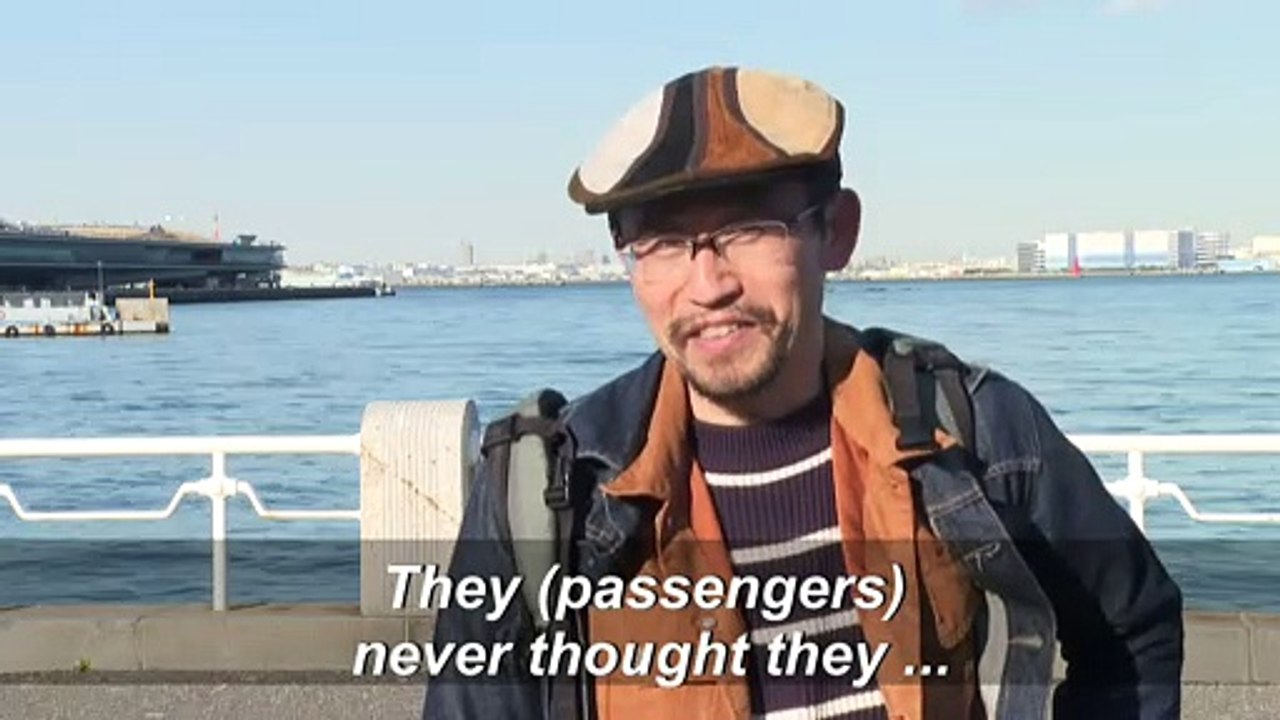 Japanese react to planned disembarkation of pas...