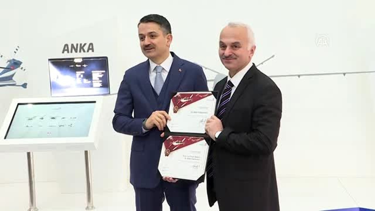 Orman yangınlarıyla mücadelede yerli helikopter atağı