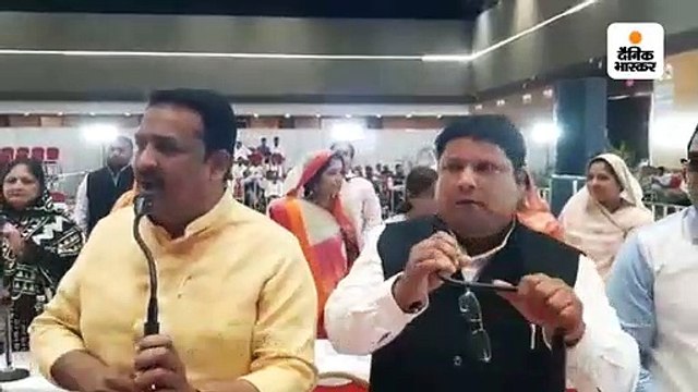 शाहीन बाग में बच्ची की मौत पर नेता प्रतिपक्ष ने दी श्रद्धांजलि, सदन में लगे देश के गद्दारों को गोली मारो सालों को के नारे 