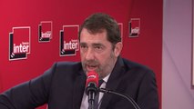 Christophe Castaner dément avoir demandé une étude juridique sur les évolutions juridiques qui pourraient encadrer les vidéos de policiers en intervention : 