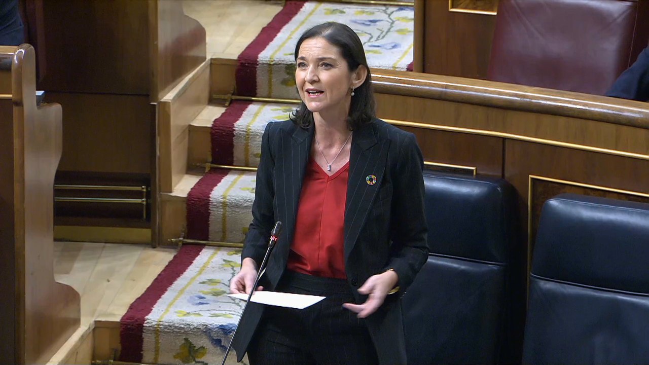 Maroto pide al PP y a Feijóo que "hagan política útil"