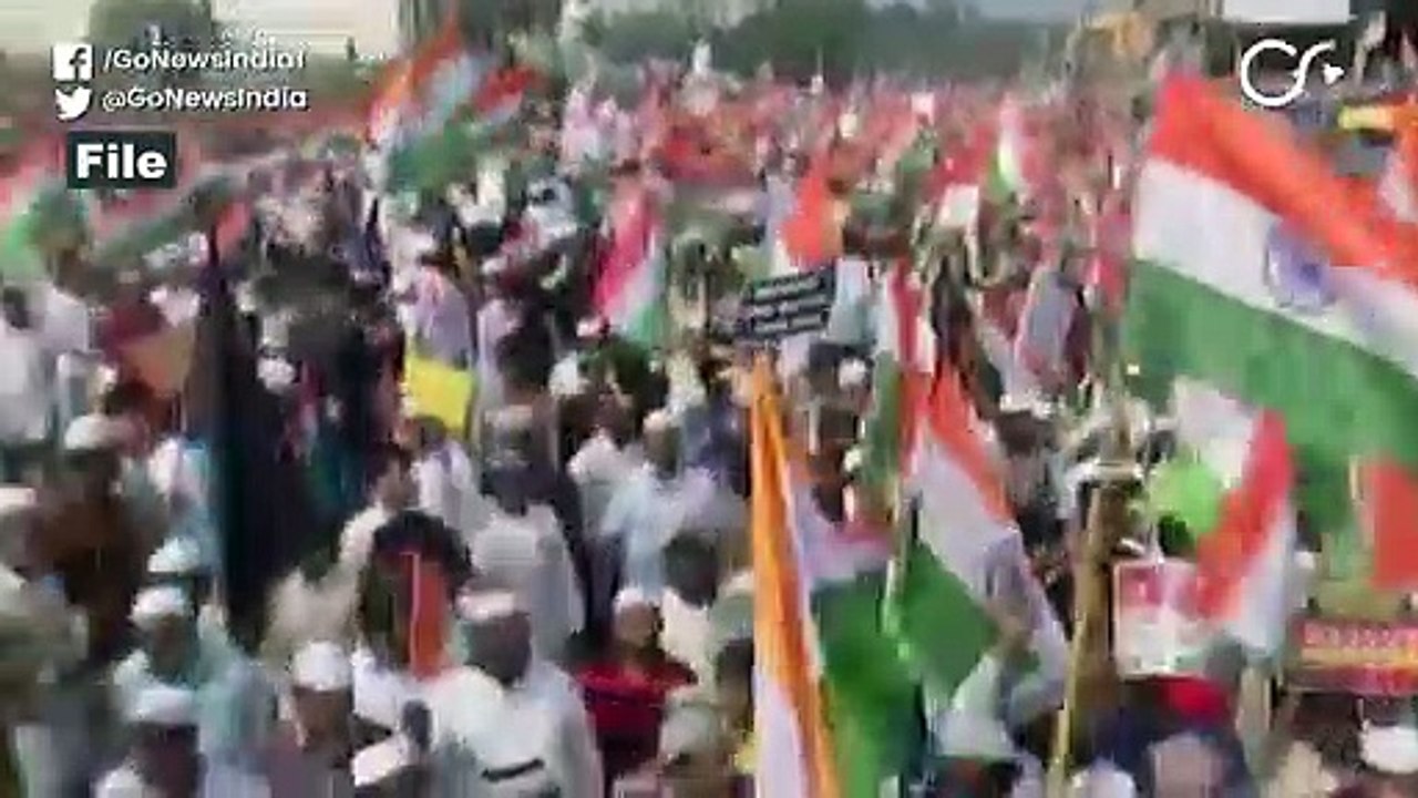 नागरिकता साबित करने के लिए आधार के दफ़्तर से नोटिस, हैदराबाद में हड़कंप