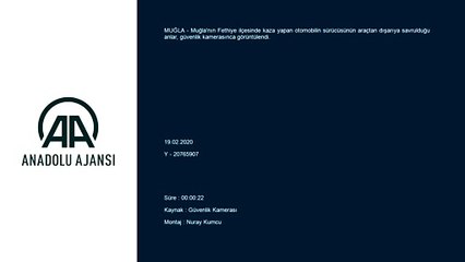 Muğla'da sürücünün araçtan yola savrulduğu kaza güvenlik kamerasına yansıdı