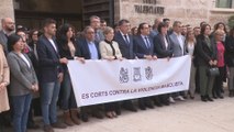 Tres minutos de silencio en Les Corts Valencianes para condenar caso de violencia machista en Morari