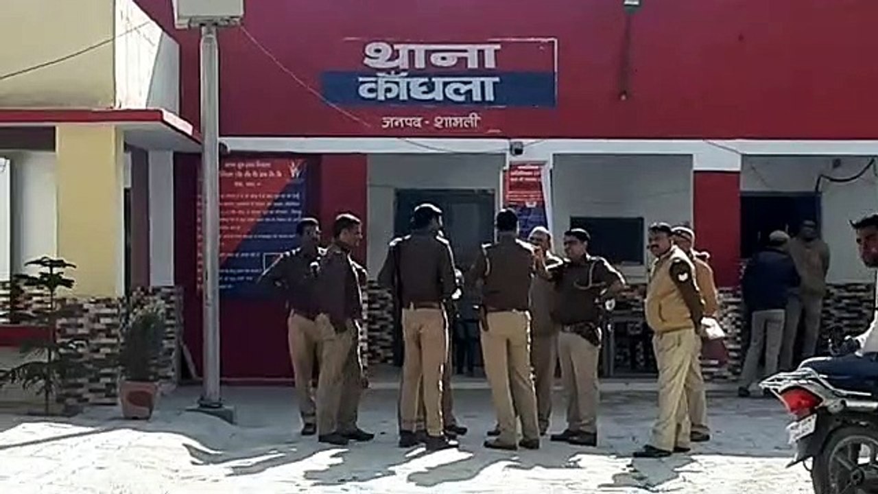 शामली ढूंढू खेड़ा ग्राम प्रधान पर रंजिश के चलते फायर से हमला