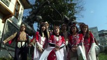 Kılıçkalkan öğrenen Güney Koreli gençlere sertifika