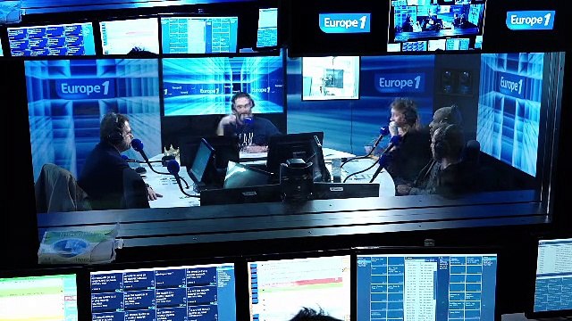 Invisibles - Les travailleurs du clic , sur la plateforme Slash